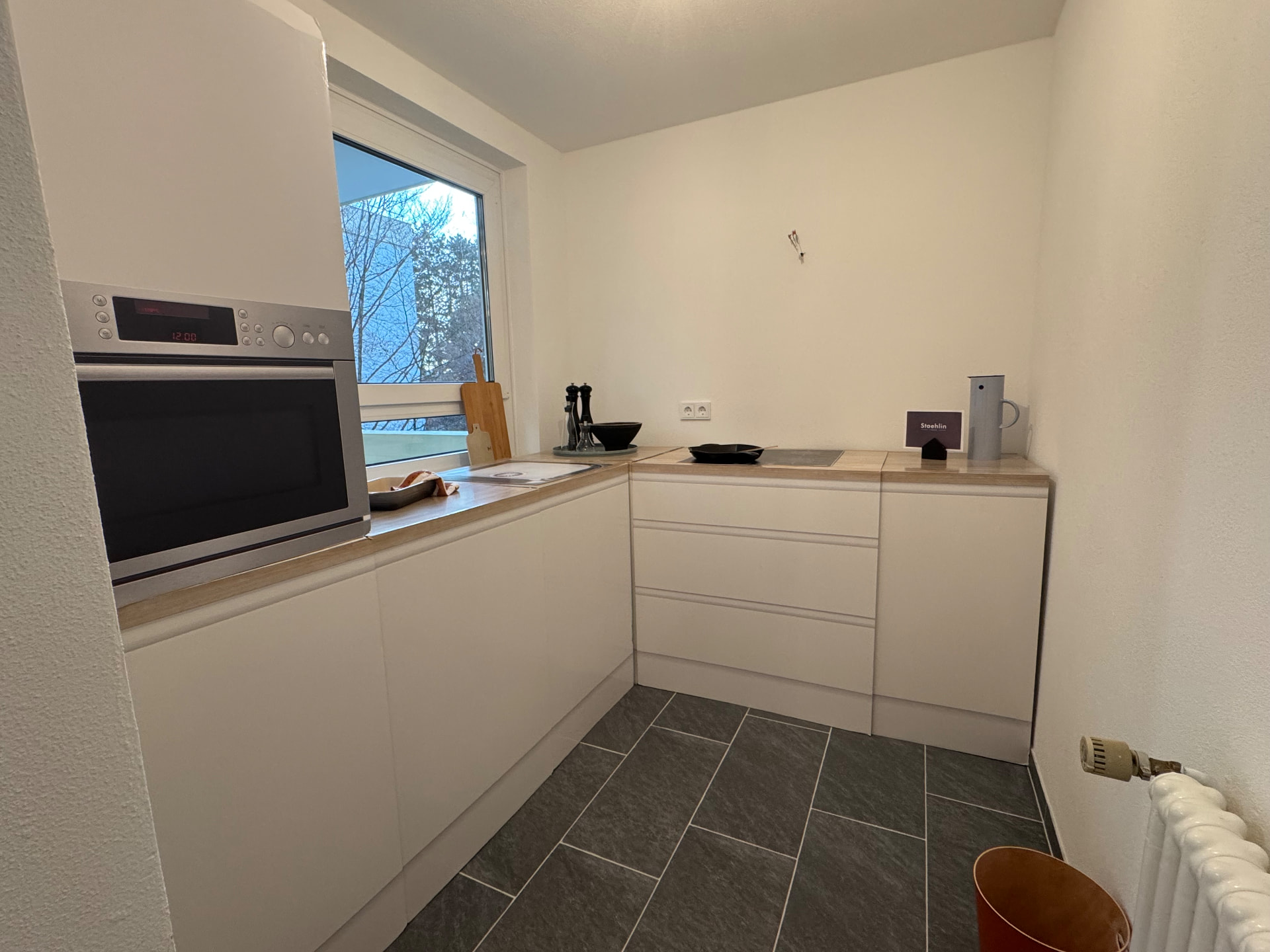 Staging – Küche mit Einbauschränken
