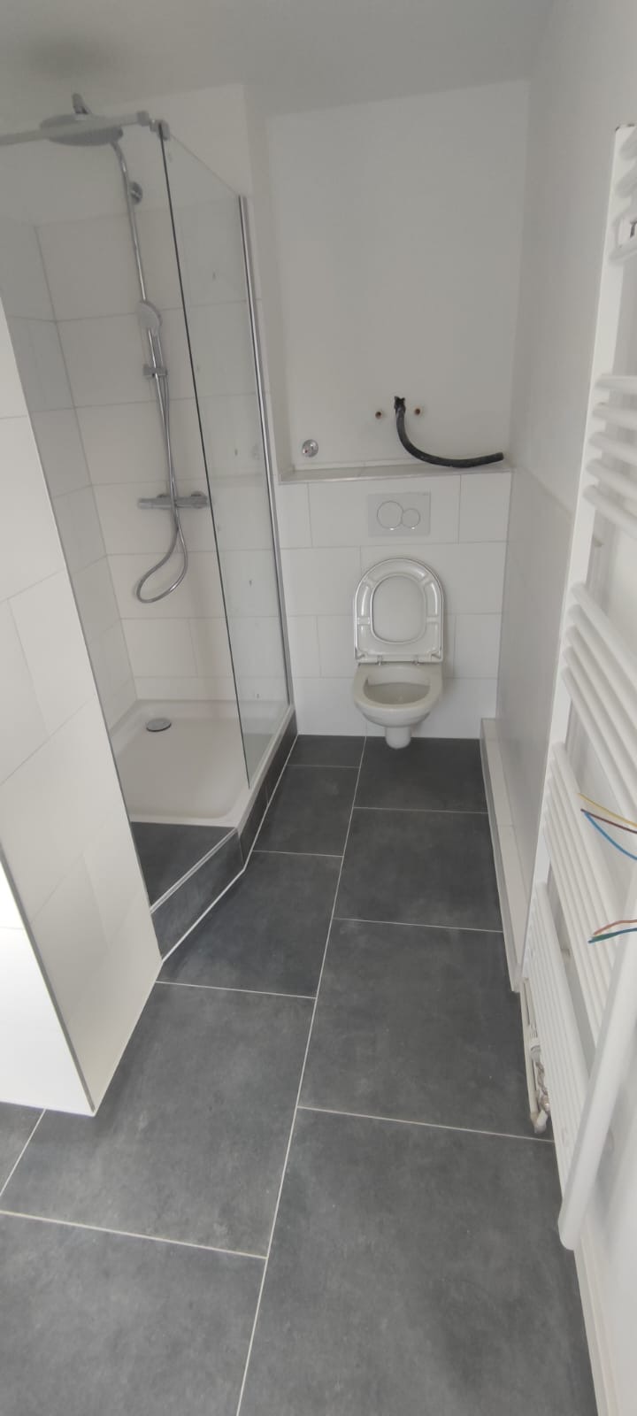 Bad – Waschtisch mit Unterschrank